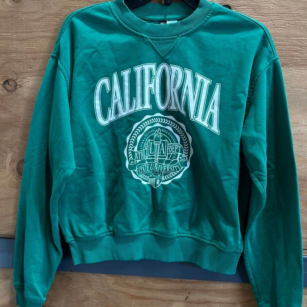H-m Women's Green Sweatshirt